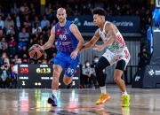 摩纳哥迎CBA季后赛关键赛；集结日内部沟通；引发热议；更衣室氛围转暖的简单介绍