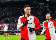 关于今晨足总杯焦点战，费耶诺德主帅复盘，悬念犹存，轮换策略成焦点的信息