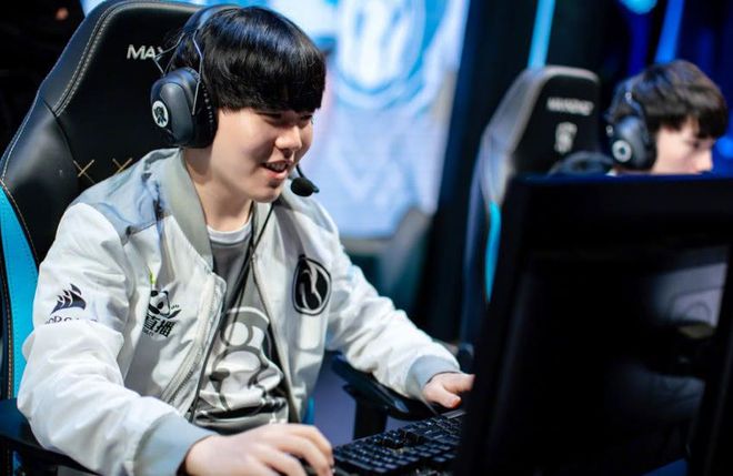  Rookie重要时刻出色发挥，公牛带队取胜！再创辉煌时刻