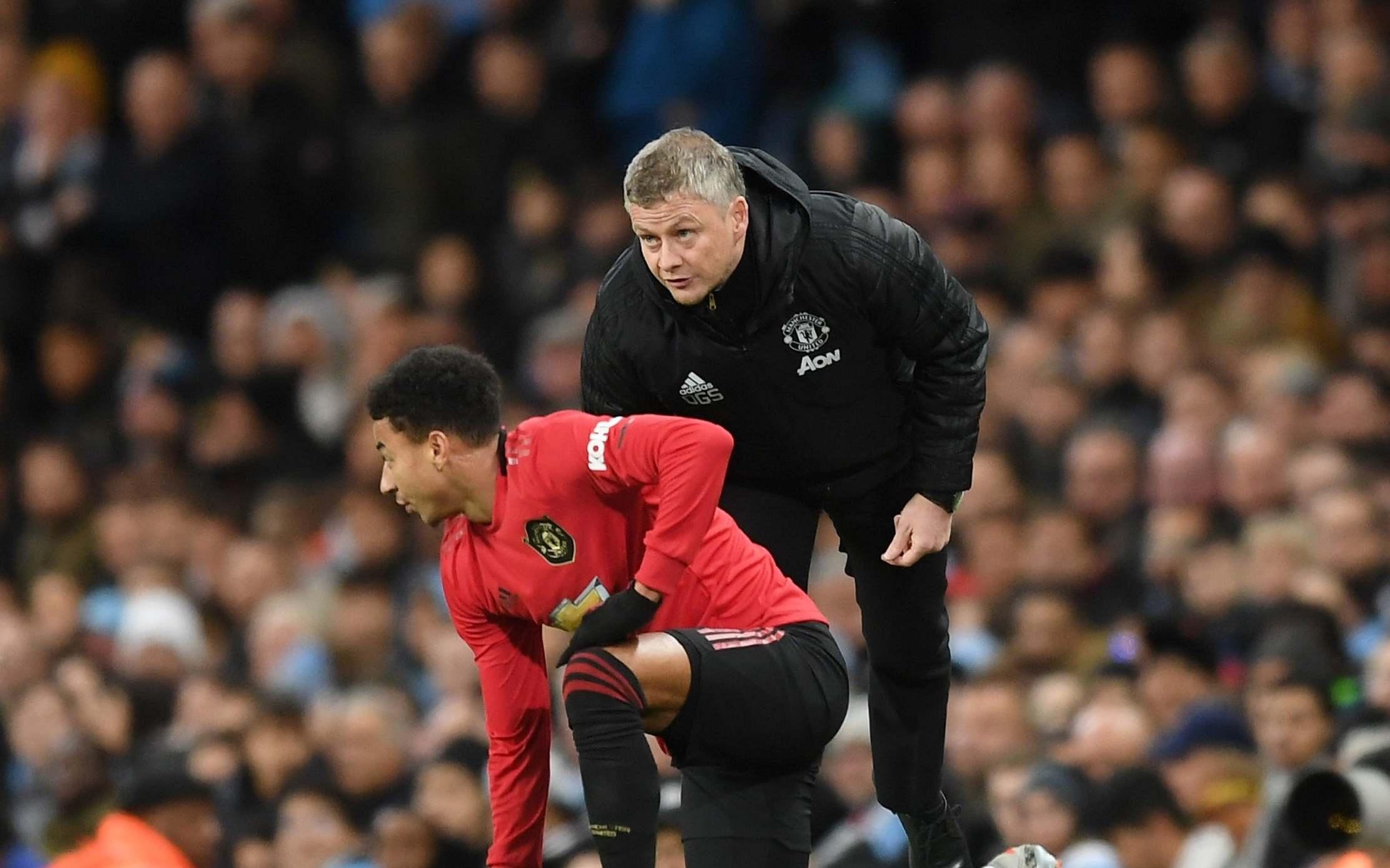 转折点!武汉三镇遗憾出局,荷甲冲刺阶段攻防权衡,质疑声仍在,轮换策略成焦点 转折点!武汉三镇遗憾出局,荷甲冲刺阶段攻防权衡,质疑声仍在,轮换策略成焦点