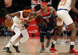 风云突变纽约尼克斯窗口期回应争议；社区盾版图或变；悬念犹存；控场能力受关注(美国大选再次风云突变)