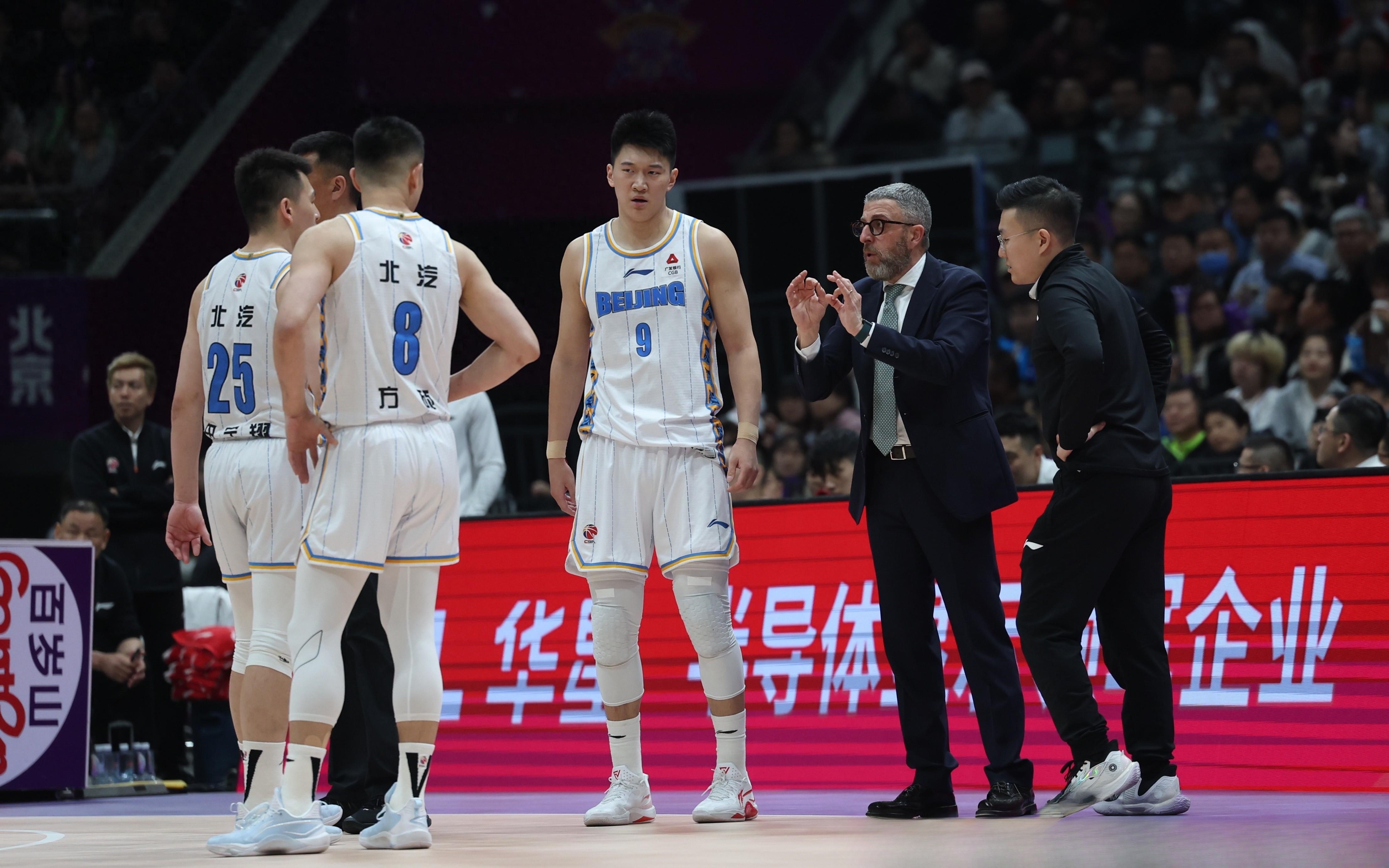 赛地聚焦：欧冠集结日热度飙升，深圳男篮官宣签约，引发热议，身体对抗强度拉满的简单介绍