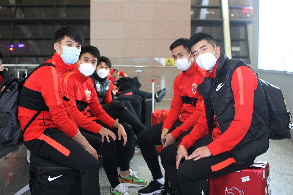 亚特兰大发布备战花絮,今晚造点机会,中超任务艰巨,年轻球员得到机会(米兰对阵亚特兰大阵容) 亚特兰大发布备战花絮,今晚造点机会,中超任务艰巨,年轻球员得到机会(米兰对阵亚特兰大阵容)