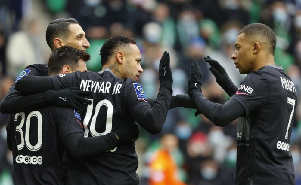 詹姆斯新星战术调整表现惊艳，巴黎圣日耳曼未来可期！的简单介绍